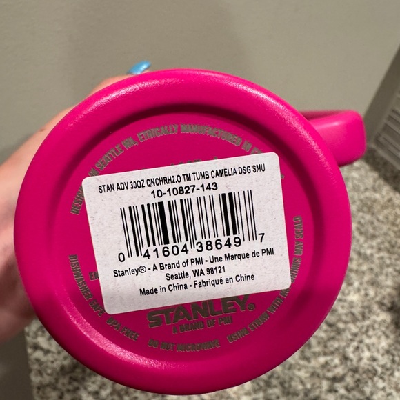 Stanley Vibrant Pink Quencher H2.0 Tumbler - Picture 4 of 5